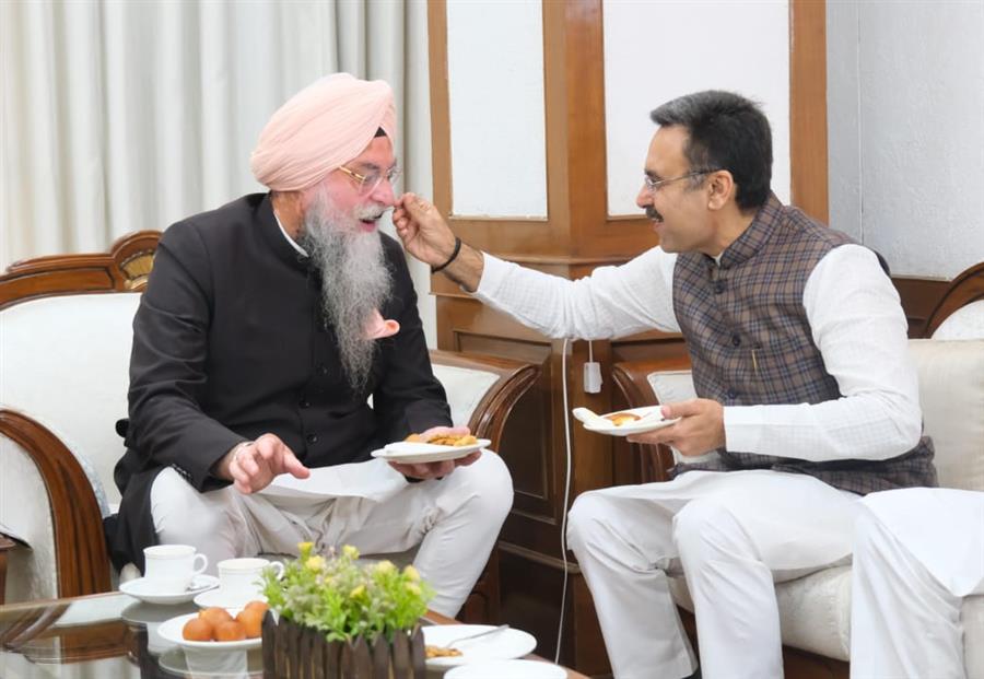 सीएम नायब सैनी ओर स्पीकर हरविंद्र कल्याण पहुंचे पंजाब विधानसभा की कार्यवाही देखने