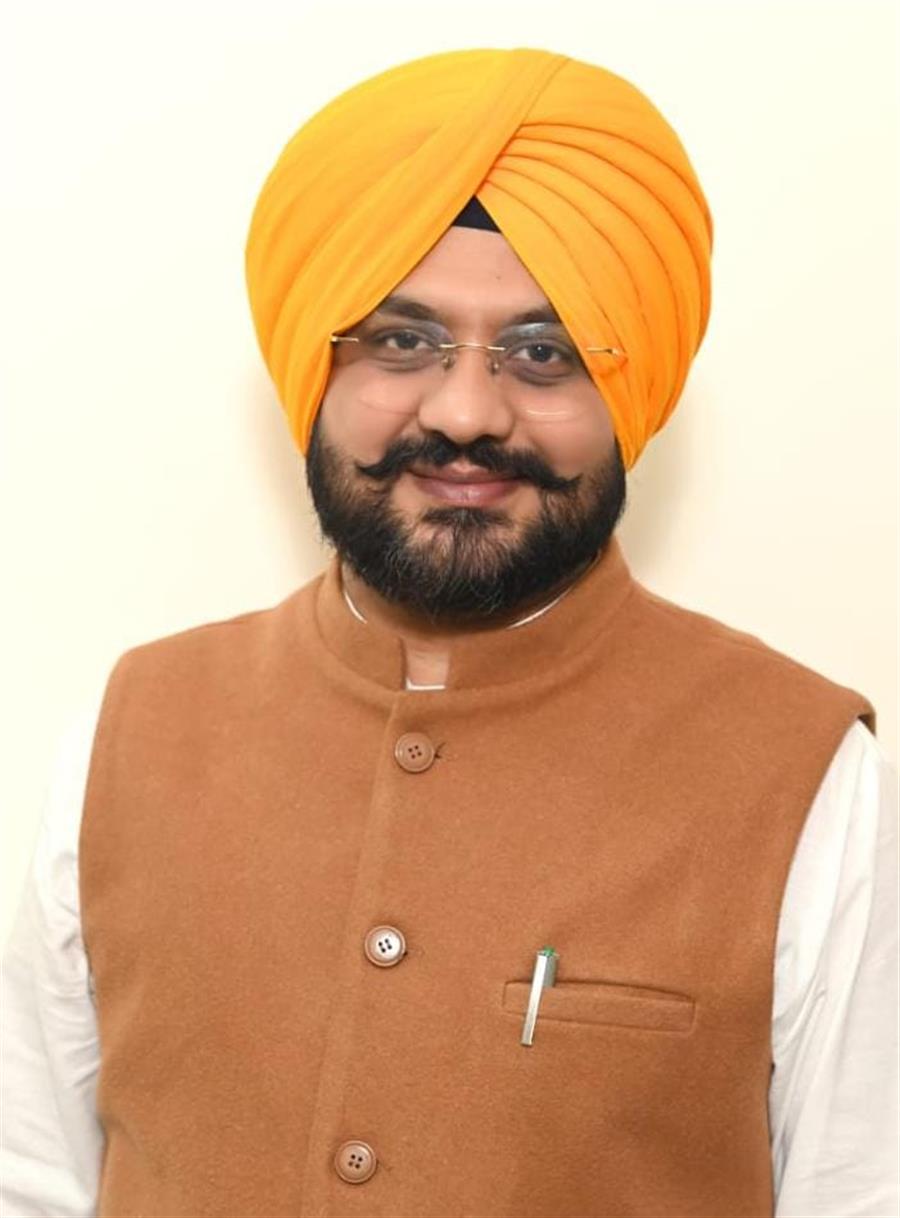 वित्त मंत्री ने बदलते पंजाब के लिए सर्वपक्षीय विकास वाला बजट पेश कियाः तरुनप्रीत सिंह सौंद