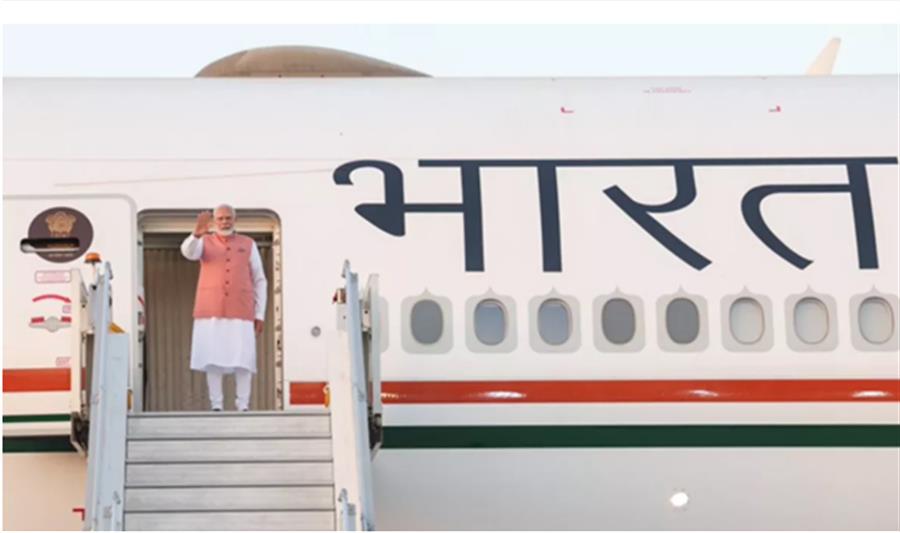 पीएम मोदी थाईलैंड के प्रधानमंत्री पैटोंगटार्न शिनावात्रा के निमंत्रण पर थाईलैंड की यात्रा पर रवाना