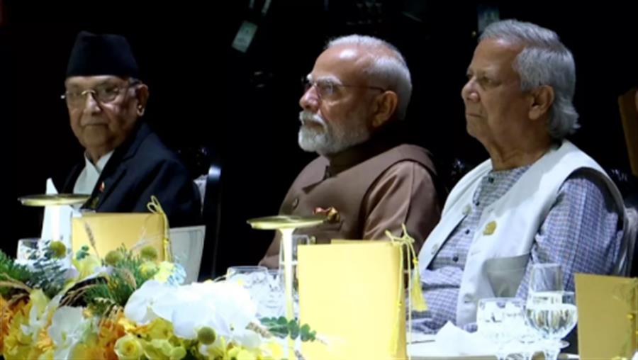पीएम मोदी और मोहम्मद यूनुस की होगी मुलाकात, भारत-बांग्लादेश के संबंधों में क्या आएगा सुधार?