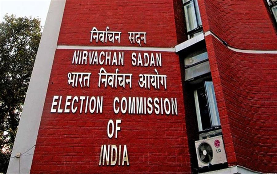 मतदाता फोटो पहचान पत्रों की डिलीवरी तेज़ी से करेगा भारतीय चुनाव आयोग