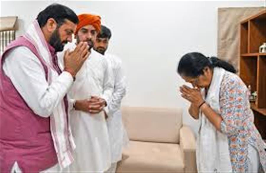 मुख्यमंत्री नायब सिंह सैनी ने गुजरात के पूर्व मुख्यमंत्री विजय रूपाणी के निधन पर जताया दुःख
