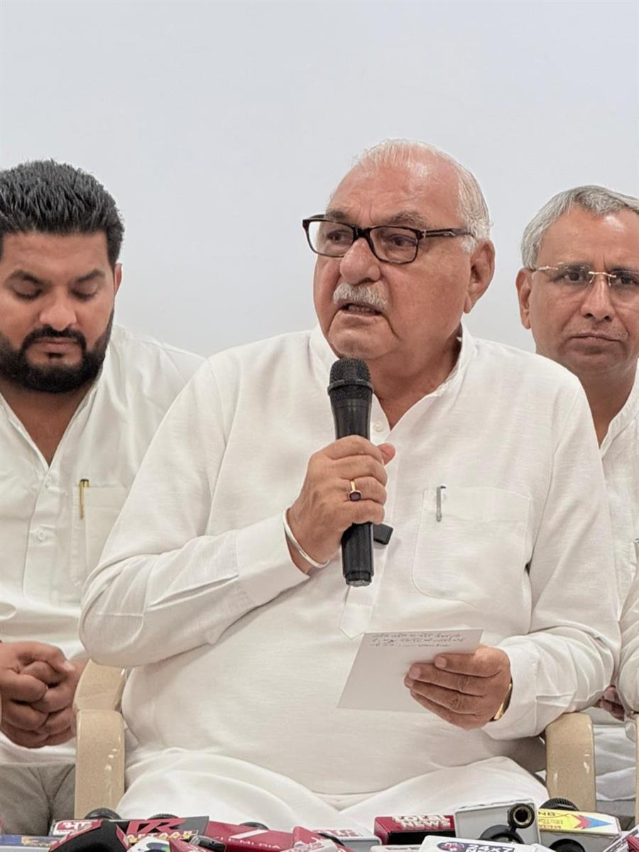 पूरे मॉनसून सत्र में सरकार ने किया गुमराह, लिया झूठ का सहारा- हुड्डा