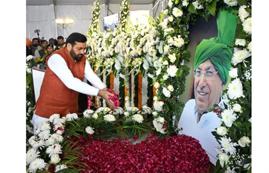 ਮੁੱਖ ਮੰਤਰੀ ਨਾਇਬ ਸਿੰਘ ਸੈਣੀ ਨੇ ਸਾਬਕਾ ਮੁੱਖ ਮੰਤਰੀ ਸੁਰਗਵਾਸੀ ਚੌਧਰੀ ਓਮ ਪ੍ਰਕਾਸ਼ ਚੌਟਾਲਾ ਨੂੰ ਦਿੱਤੀ ਸ਼ਰਧਾਂਜਲੀ
