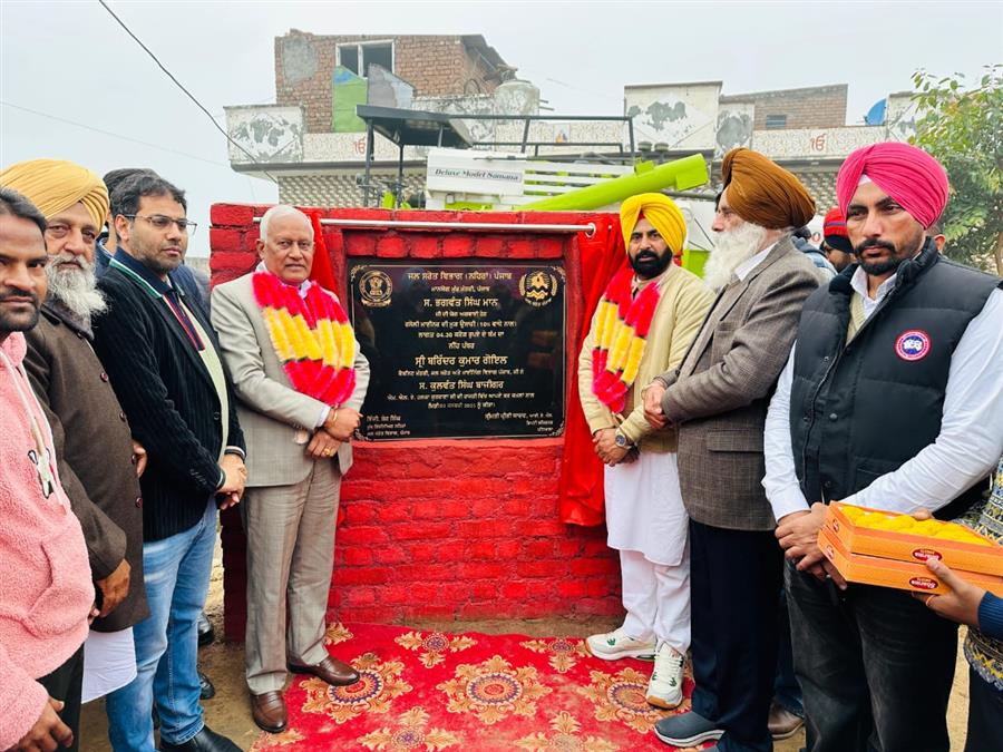 पीने योग्य पानी की आपूर्ति और सिंचाई के लिए टेलों तक पानी पहुंचाने का प्रयास