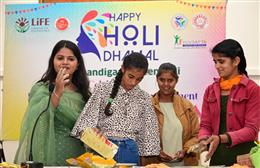 देव समाज कॉलेज ऑफ एजुकेशन में तिलक होली के साथ मनाई ‘ग्रीन चंडीगढ़-ग्रीन होली’