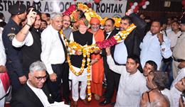नवनिर्वाचित कार्यकारिणी मिलकर बार के विकास के लिए करें कार्य :- सहकारिता मंत्री डॉ. अरविंद शर्मा