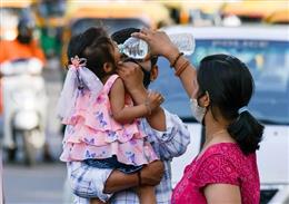 लोगों से भीषण गर्मी के बीच सुरक्षित रहने का किया आग्रह