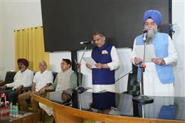 नवनिर्वाचित विधायक संजीव अरोड़ा ने विधानसभा में ली शपथ