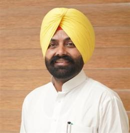 पंजाब सरकार ने जेल विभाग के 26 अधिकारियों और कर्मचारियों को ड्यूटी में लापरवाही और गैर-जिम्मेदारी के आरोप में किया निलंबित