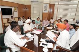 कैबिनेट सब-कमेटी द्वारा नगर निगमों की मुलाज़िम यूनियनों के साथ मीटिंग, जायज़ माँगों के जल्द हल का दिया भरोसा