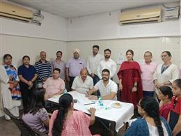 सेक्टर 42 में फ्री मल्टी स्पेशलिटी हेल्थ चेकअप शिविर आयोजित