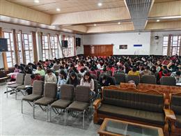 शिमला में क्रैक एकेडमी का सेमिनार, 350 से ज्यादा छात्रों को मिला करियर और स्किल डेवलपमेंट का मार्गदर्शन