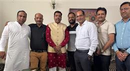 भाजपा जिला अध्यक्ष अजय मित्तल के जन्मदिन पर बधाई देने वालों का लगा तांता
