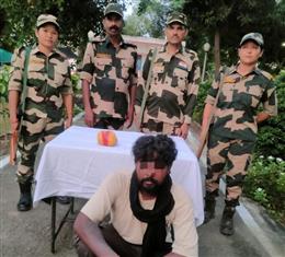 पाकिस्तान की साजिश नाकाम, बीएसएफ ने भारत-पाक सीमा पर पकड़ी हेरोइन की खेप