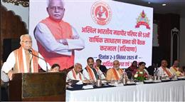   सफाई और स्वच्छता पर ध्यान दें, हमें सारा देश स्वच्छ बनाना है : केंद्रीय मंत्री मनोहर लाल