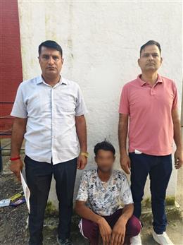 शातिर चोर क्राइम ब्रांच की गिरफ्त में, 9 मोबाइल, 1 लैपटॉप बरामद