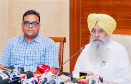  पंजाब सरकार बाढ़ प्रभावित किसानों को मुफ्त देगी 2 लाख क्विंटल गेहूँ के बीज