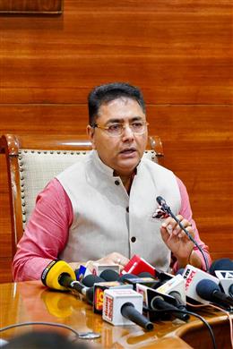 पंजाब सरकार ने कतारों में खड़े होने और बार-बार दस्तावेज जमा करवाने की झंझट खत्म की