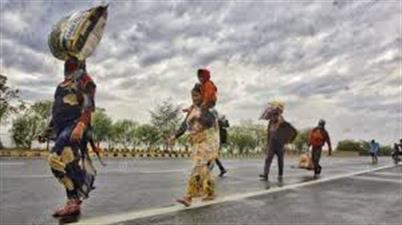 प्रवासी मजदूरों के साथ बच्चों के पलायन ने बढ़ाई सरकार की मुसीबत