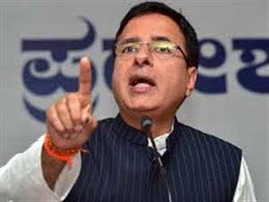 शराब घोटाले की जांच पर  सुरजेवाला ने उठाए सवाल