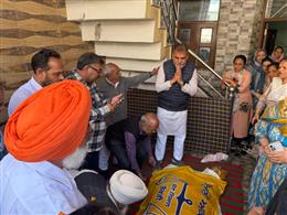 अकाली दल के झंडे में विदा हुए महिंद्र सूद