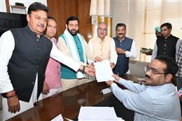 संगठन से संसद तक समर्पण की मिसाल: संजय भाटिया ने भरा राज्यसभा नामांकन