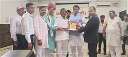 व्यवसाय नहीं स्वधर्म है पत्रकारिता: धनखड़