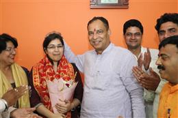कांग्रेस शासन में चलती थी पर्ची-खर्ची, भाजपा सरकार में मैरिट पर मिल रही है नौकरियां : मोहन लाल बड़ौली