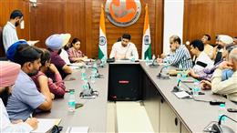 आवश्यक वस्तुओं की जमाखोरी रोकने हेतु , उपायुक्त चंडीगढ़ की अध्यक्षता में बैठक आयोजित