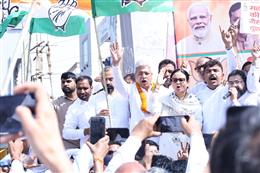 एलपीजी की किल्लत और बढ़ती कीमतों के खिलाफ प्रदेश अध्यक्ष की अगुवाई में अंबाला में कांग्रेस का जोरदार प्रदर्शन
