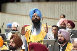 पंजाब विधानसभा द्वारा कैबिनेट मंत्री हरभजन सिंह ईटीओ के विरुद्ध अपमानजनक टिप्पणियों के लिए सर्वसम्मति से निंदा प्रस्ताव पारित