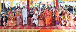 स्वास्तिक परिवार की दुआएं लेकर विदा हुईं 16 बेटियां