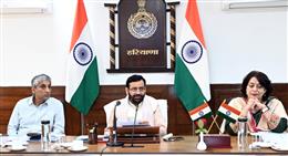 मुख्यमंत्री नायब सिंह सैनी ने की केंद्र प्रायोजित योजनाओं की प्रगति की समीक्षा
