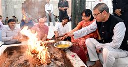 हरियाणा के राज्यपाल प्रोफेसर असीम कुमार घोष ने किए माता मनसा देवी के दर्शन, लिया आशीर्वाद