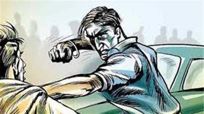   घर में घुस कर हमला करने वाला गिरफ्तार 
