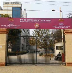 ईएसआईसी मानेसर में महिला मरीज व सफाईकर्मी महिला ने बांटा कोरोना