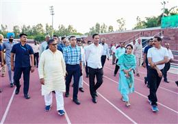 एशियन रिले एथलेटिक्स चैंपियनशिप 2027 की तैयारियों एवं आधारभूत संरचना उन्नयन योजनाओं की प्रशासक ने की समीक्षा
