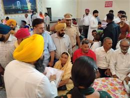 लोक मिलनी के दौरान डिप्टी स्पीकर रौड़ी ने मौके पर ही लोगों की समस्याओं का समाधान करवाया