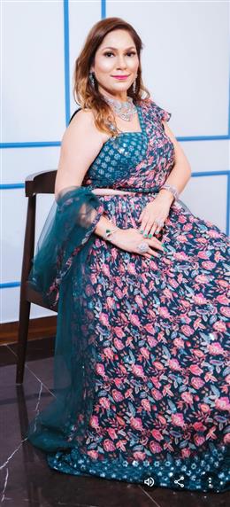 मल्टीटैलेंटेड पर्सनालिटी हेमा सक्सेना ने गायन, एंकरिंग और अभिनय के क्षेत्र में बनाई विशिष्ट पहचान