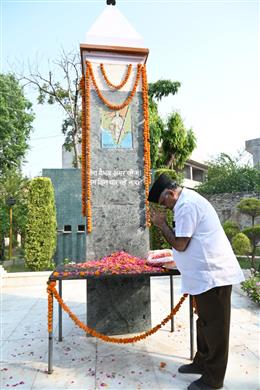 जिस मट्टी में RSS के देशभक्त स्वयंसेवकों का लहू गिरा है वो मेरे लिए तीर्थ के सम्मान: तरुण  चुग 