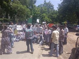 दिव्यांग छात्रों के समर्थन में उतरा चंडीगढ़ युवा दल, मांगों को लेकर प्रशासन से उचित कार्रवाई की मांग