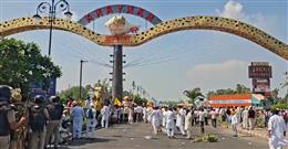 अंबाला में सिख संगत व पुलिस में टकराव, कई वाहन तोड़े