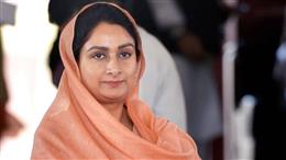सुखबीर बादल पर हमले के बाद अमित शाह ने हरसिमरत कौर बादल से की बात, निष्पक्ष जांच का दिया भरोसा
