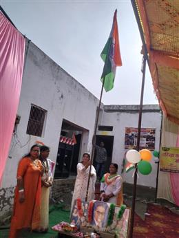 मिसेज़ एशिया विजयता सच्चदेवा ने बच्चों संग मनाया आजादी का जश्न, देशभक्ति के रंग में रंगा स्वतंत्रता दिवस समारोह