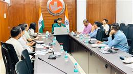 नागरिक सेवाओं को त्वरित, पारदर्शी और बाधारहित बनाने के लिए उपायुक्त ने सिंगल विंडो सिस्टम की समीक्षा की