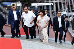 महिलाएं आगे बढ़ेंगी तो भारत आगे बढ़ेगा: मुकेश अंबानी