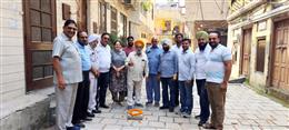 Nambardar Fateh Singh inaugurates paver block installation work in Ward No. 5 (Darshani Bagh)