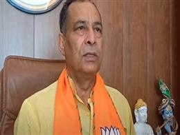 *खादी स्वदेशी, सादगी और आत्मनिर्भरता की विचारधारा का प्रतीक: मोहन लाल बड़ौली*