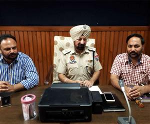 जाली करंसी बनाने वाले गिरोह का भंडाफोड़, अब तक 4.24 लाख की जाली करंसी बरामद  